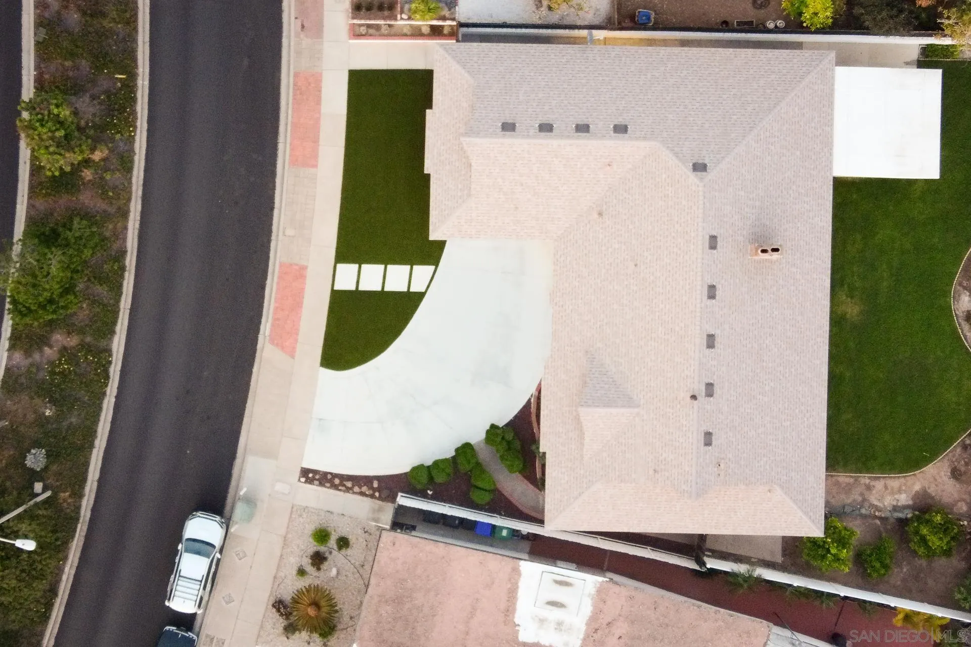 https://cdn.realtyfeed.com/cdn/127/250027557/a1f801e3d2d0cff87a993c44ec72167b.webp