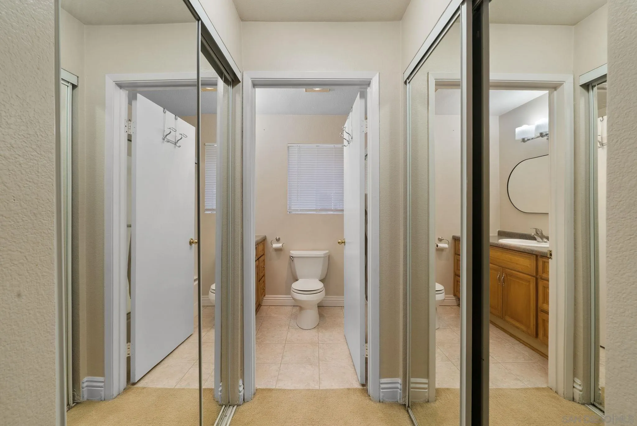 https://cdn.realtyfeed.com/cdn/127/250027559/f626588445a53891d6adb6675b3f779e.webp