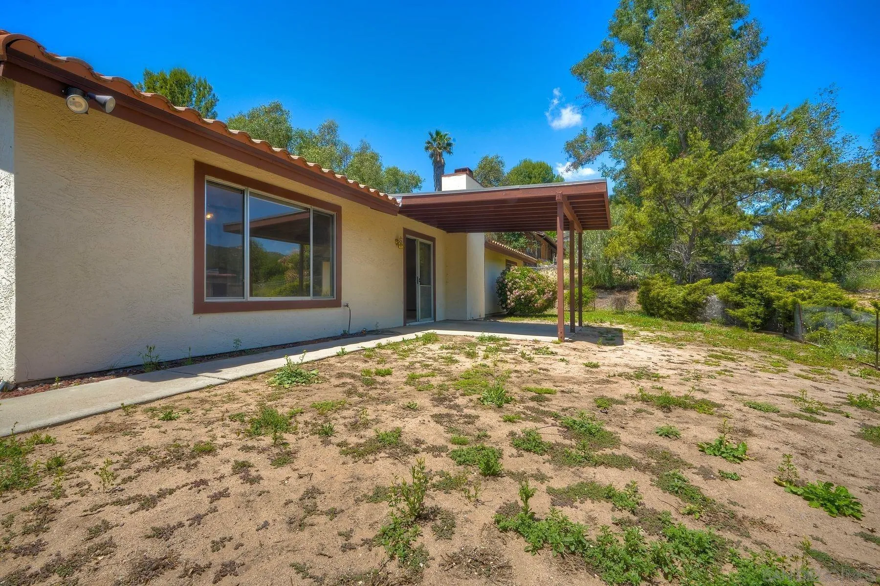 https://cdn.realtyfeed.com/cdn/127/250027560/1d70b2e8d2f9c22271a8bb60aacd7e85.webp