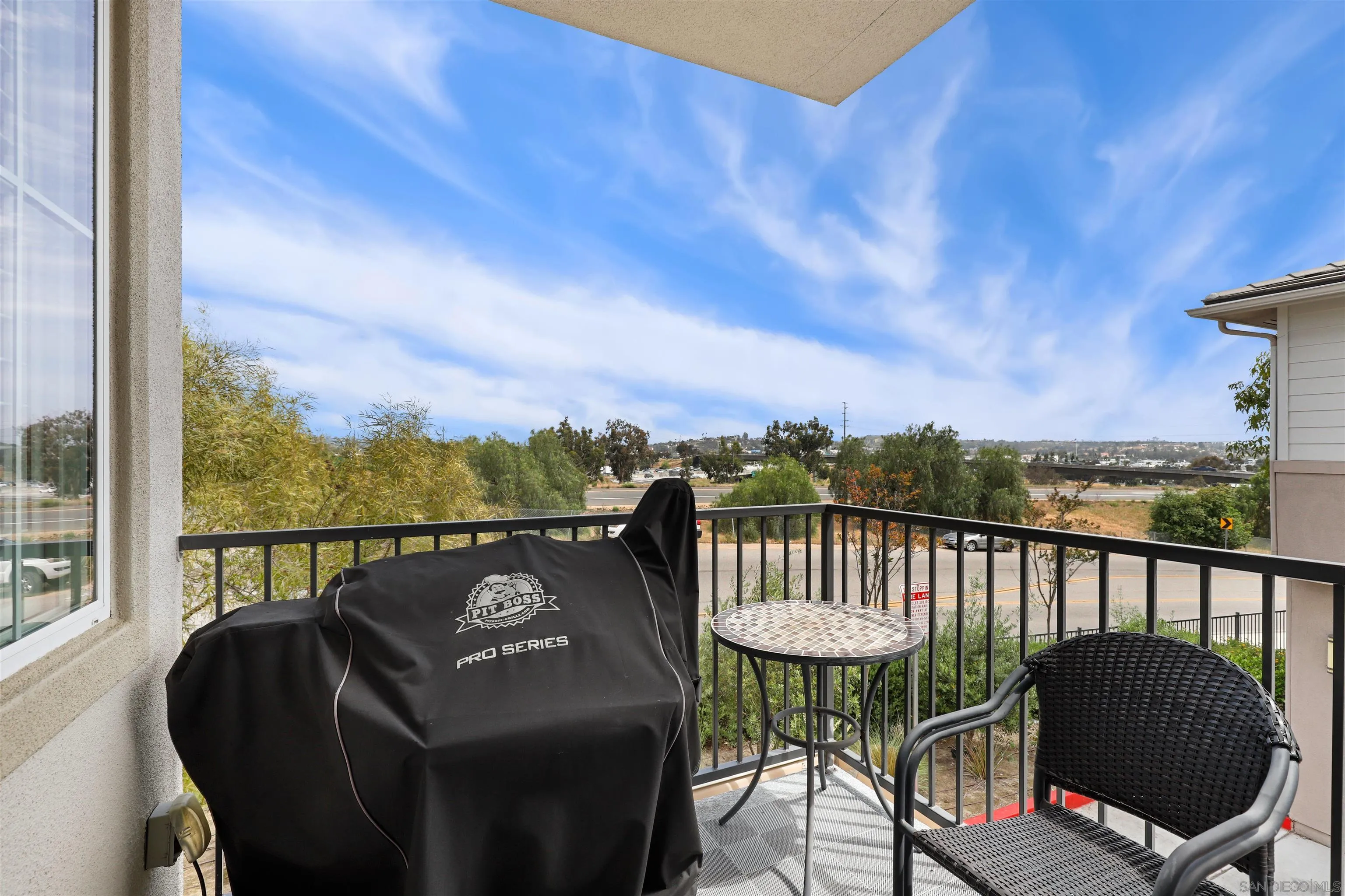 https://cdn.realtyfeed.com/cdn/127/250027567/0ed5f00963e8adc057f86174aacbe9d5.webp