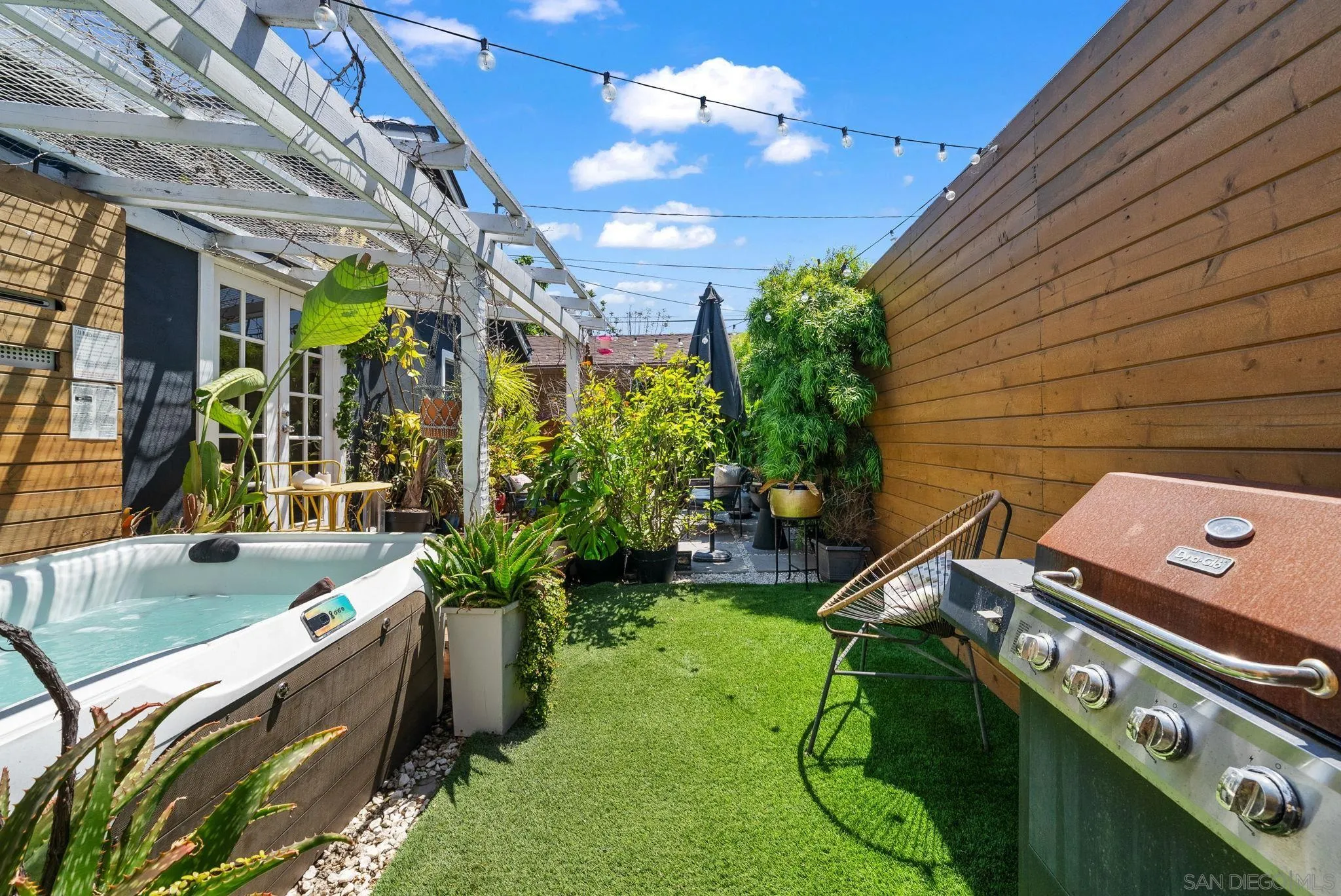 https://cdn.realtyfeed.com/cdn/127/250027577/048a556a071495ce296beae34bfbe9dd.webp