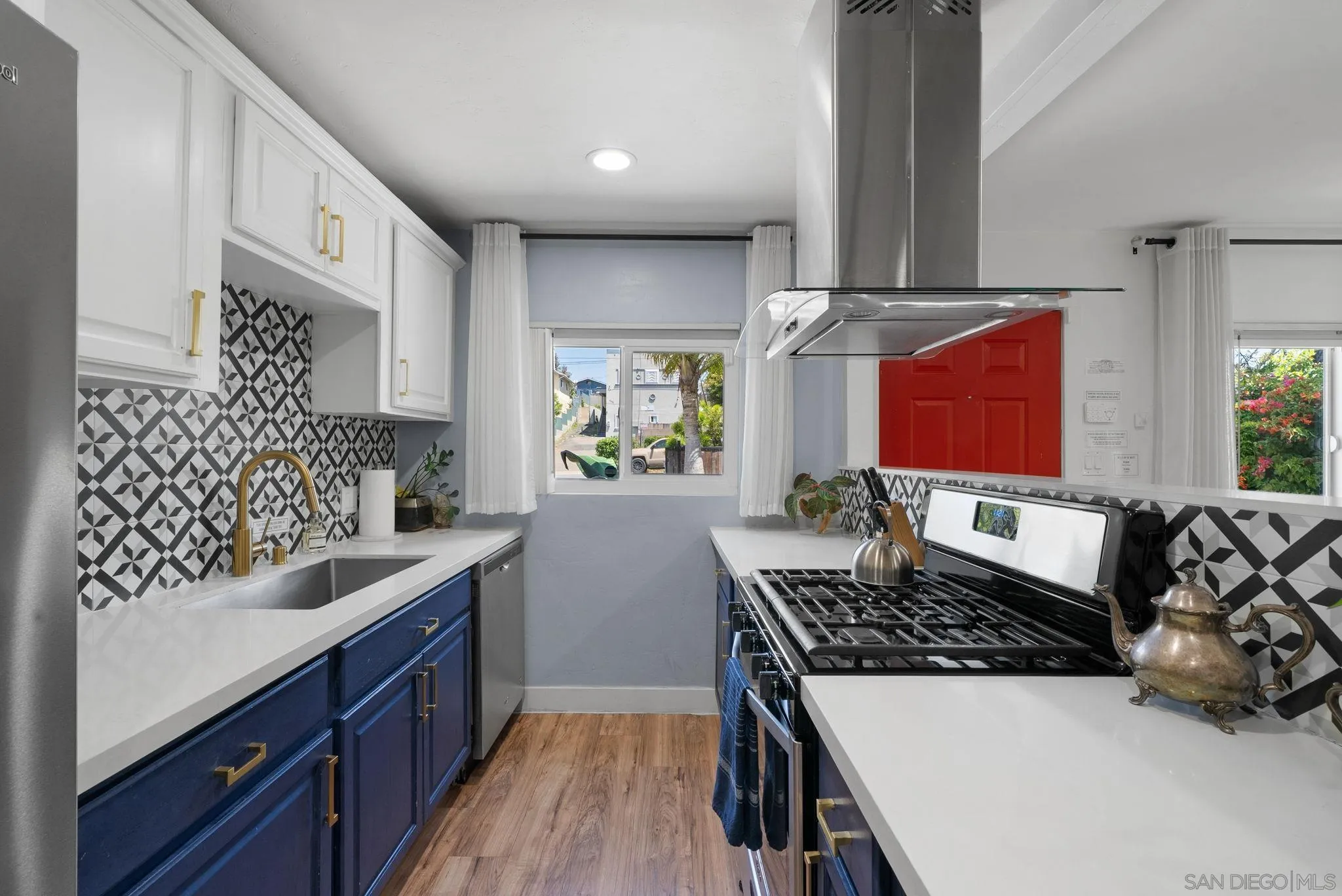 https://cdn.realtyfeed.com/cdn/127/250027577/d781e6238bfbbb7cd6d8c5b2bbf33a38.webp