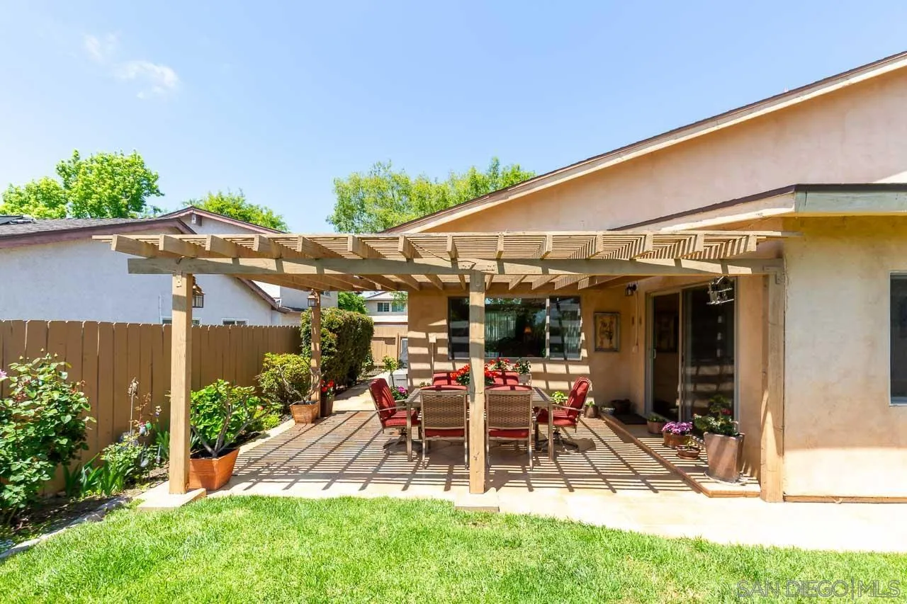 https://cdn.realtyfeed.com/cdn/127/250027579/81214cecf469b476742bf44d15a3458c.webp