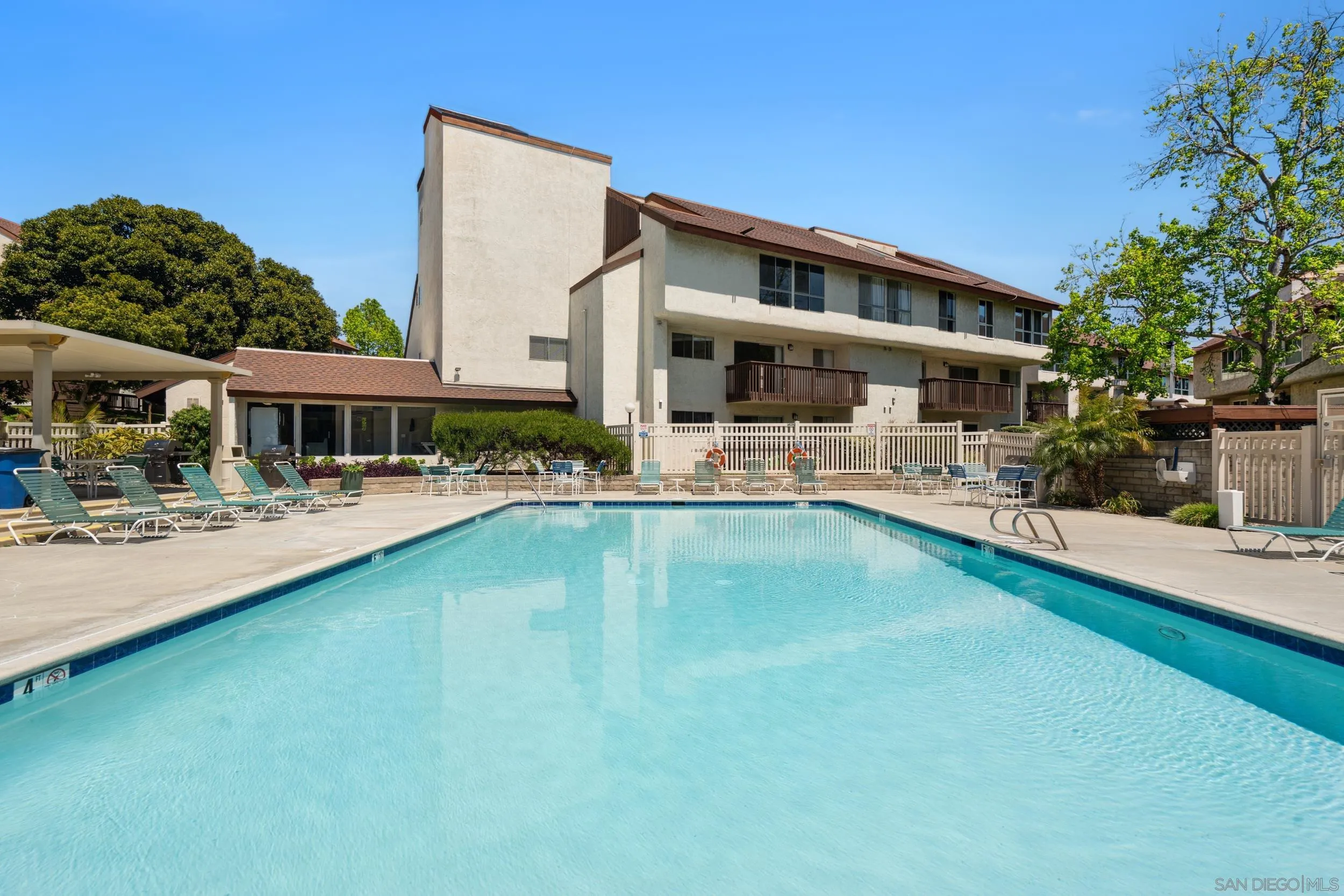 Photo #18: 250027589 Listing: Photo #18