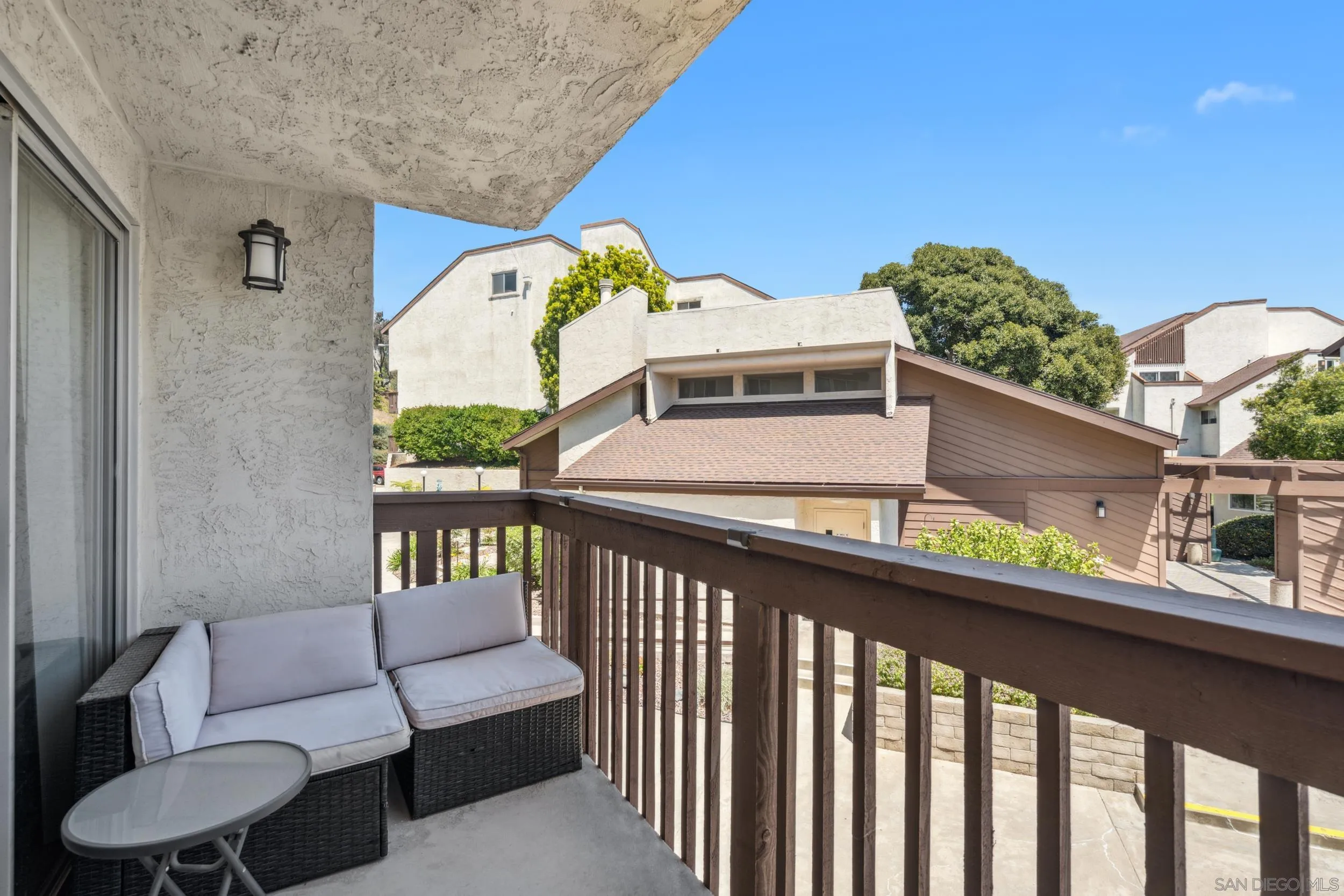 Photo #2: 250027589 Listing 