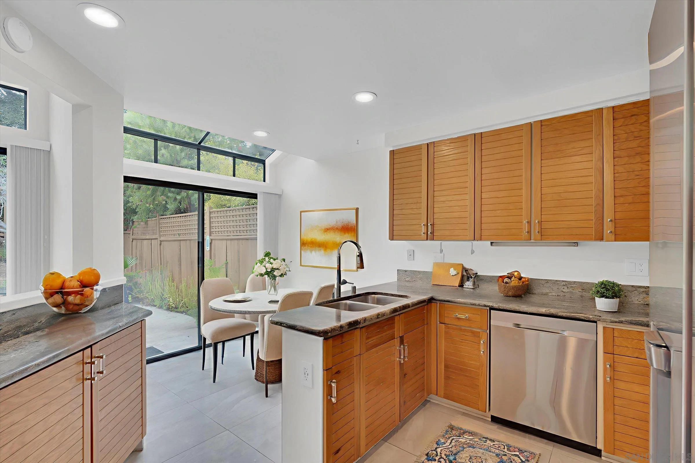 Photo #12: 250027607 Listing: Photo #12