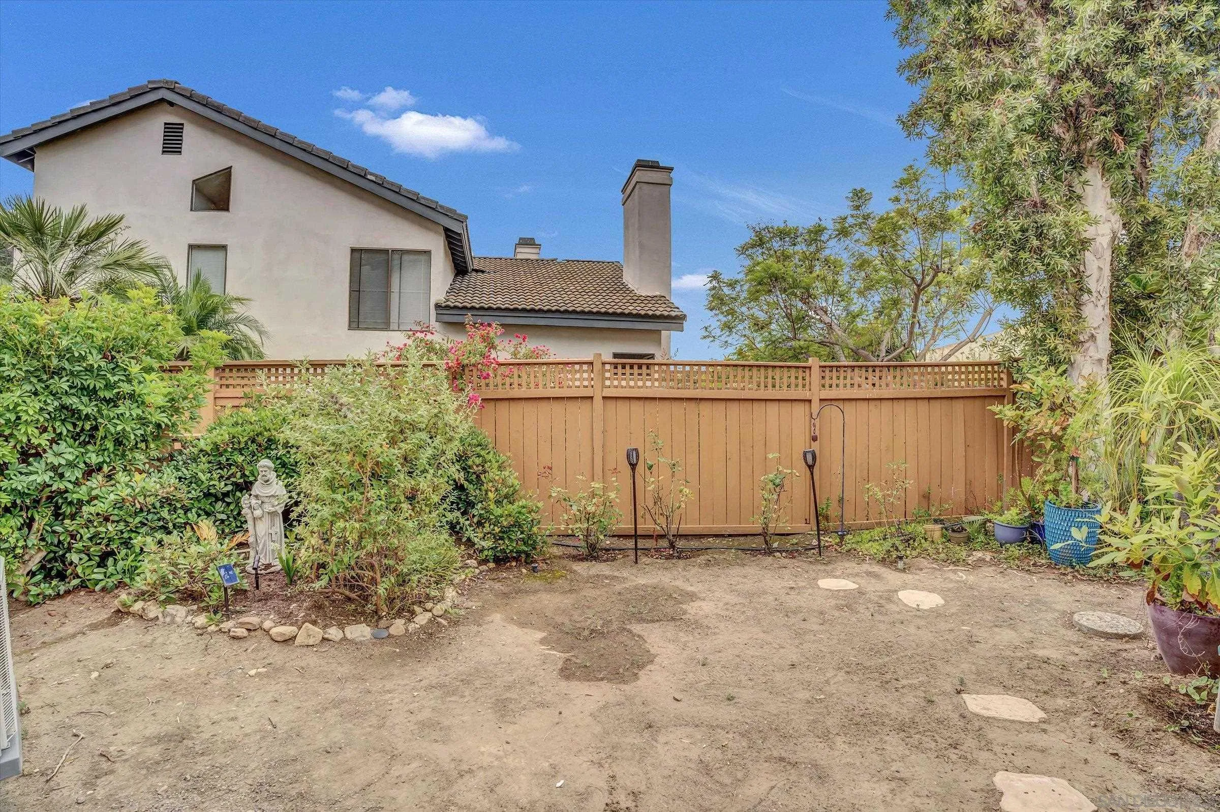 Photo #38: 250027607 Listing: Photo #38