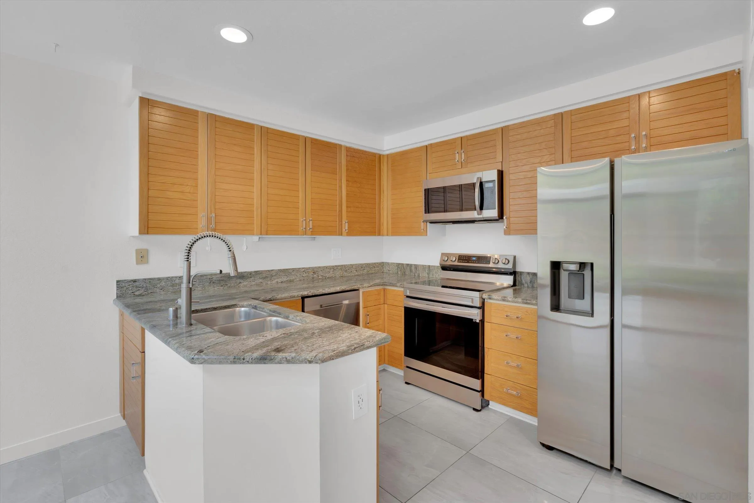 Photo #10: 250027607 Listing: Photo #10