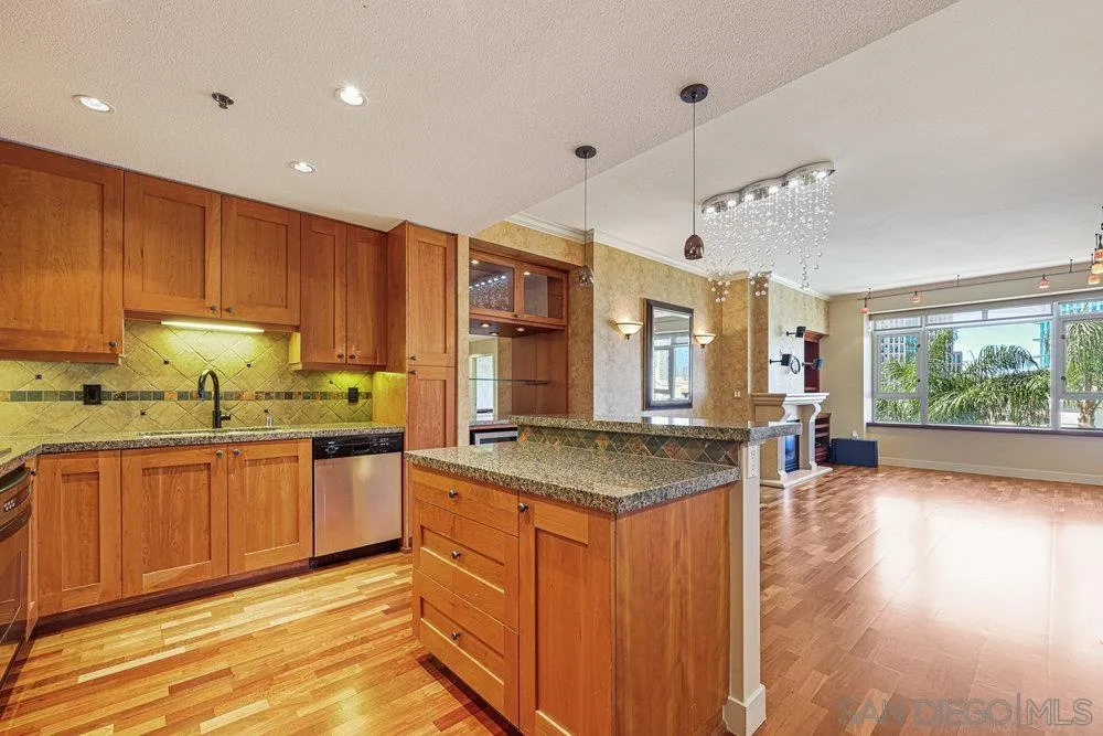 Photo #4: 250027610 Listing 