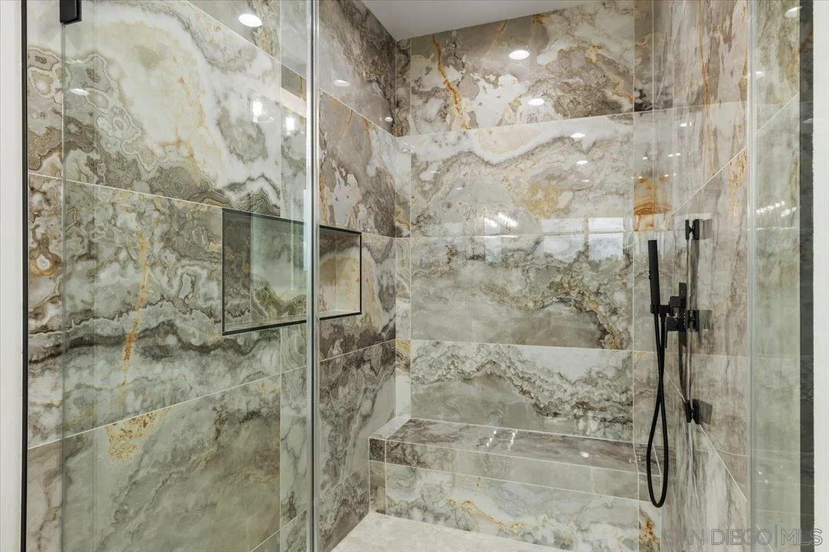 https://cdn.realtyfeed.com/cdn/127/250027622/19f4908f3dd48b94a2b43ea10fb95675.webp
