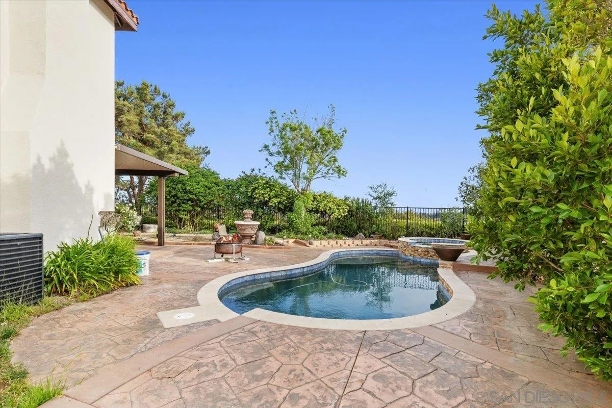 https://cdn.realtyfeed.com/cdn/127/250027622/7a88a5cfa214d46879d9c318a9a3a0fd.webp