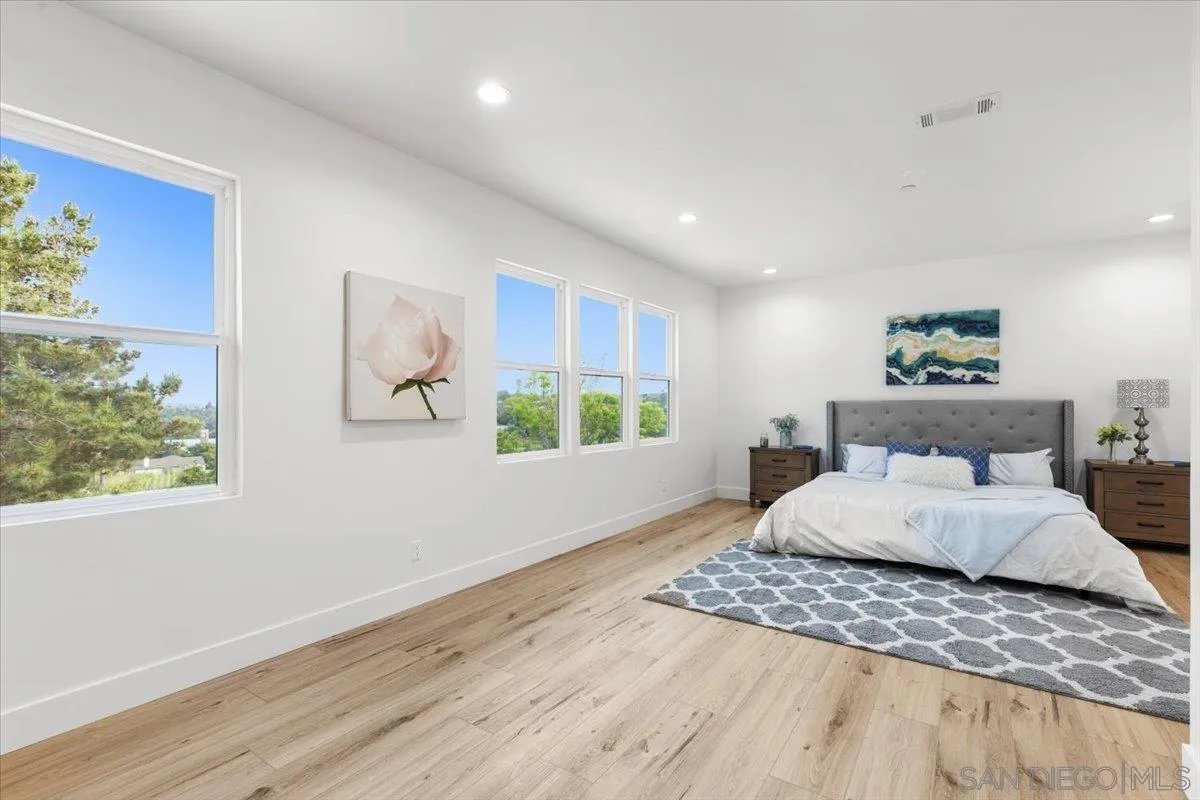 https://cdn.realtyfeed.com/cdn/127/250027622/b086ea3c9d76d92b626230b005528084.webp