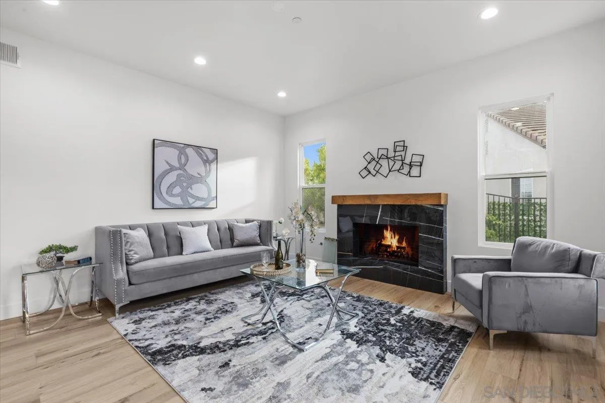 https://cdn.realtyfeed.com/cdn/127/250027622/b1f1b373d54eceb1978a648cff273ab2.webp