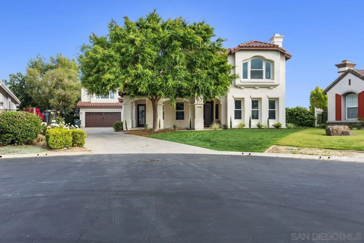 https://cdn.realtyfeed.com/cdn/127/250027622/cdb8de421289056e7a34d952ab0252f7.webp