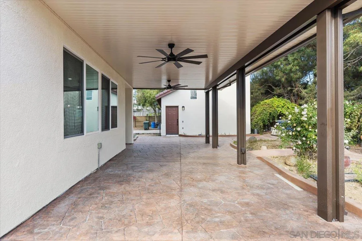https://cdn.realtyfeed.com/cdn/127/250027622/e7ab139ecfa0d2e5d3cd9a7e2c64ba28.webp