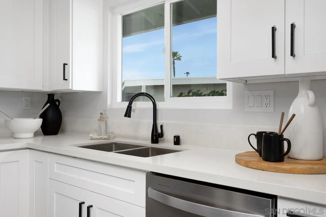 Photo #14: 250027624 Listing: Photo #14