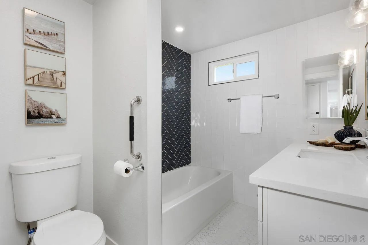 Photo #24: 250027624 Listing: Photo #24