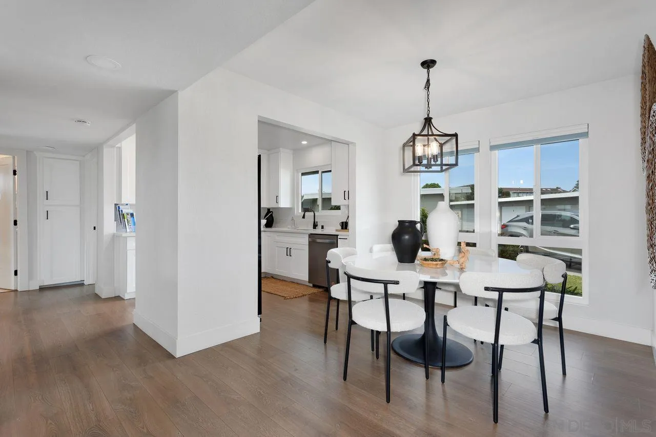 Photo #11: 250027624 Listing: Photo #11