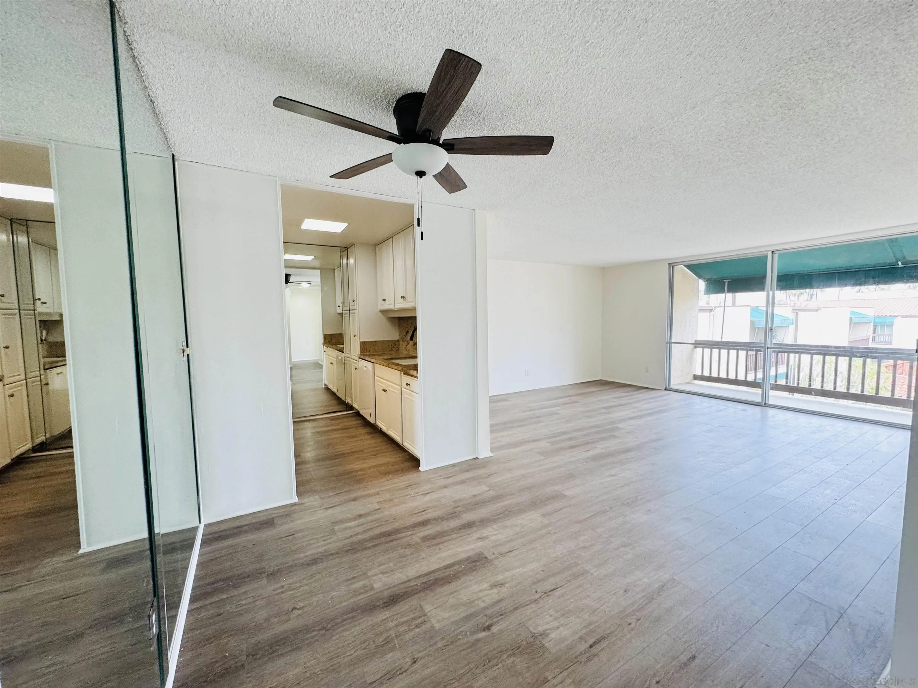 Photo #18: 250027644 Listing: Photo #18