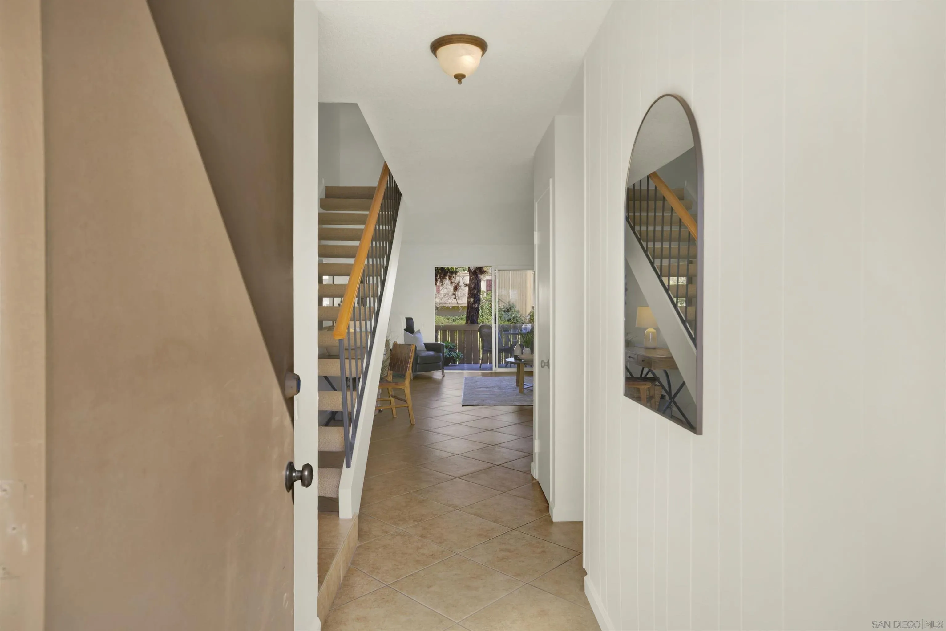 Photo #3: 250027647 Listing 