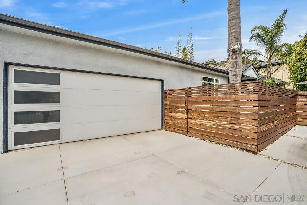 https://cdn.realtyfeed.com/cdn/127/250027650/c4d2cce099938e8b1f738db365892109.webp