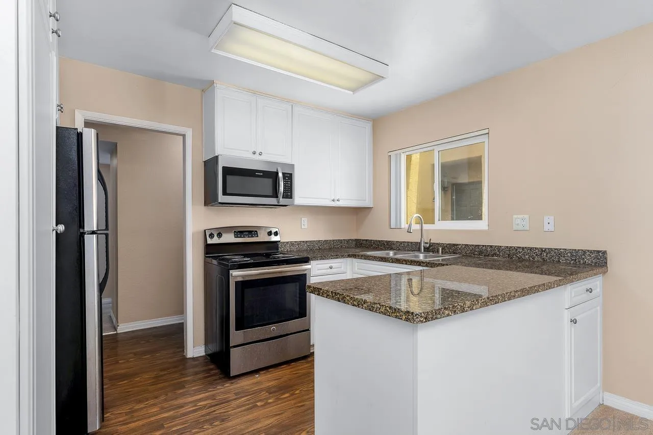 https://cdn.realtyfeed.com/cdn/127/250027652/3b8e59ae81319bce0c1d1919319f1103.webp