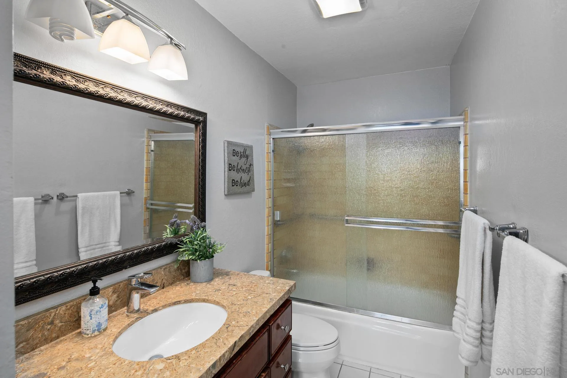 https://cdn.realtyfeed.com/cdn/127/250027656/96bf4448b15b365878e214f29d245a1d.webp