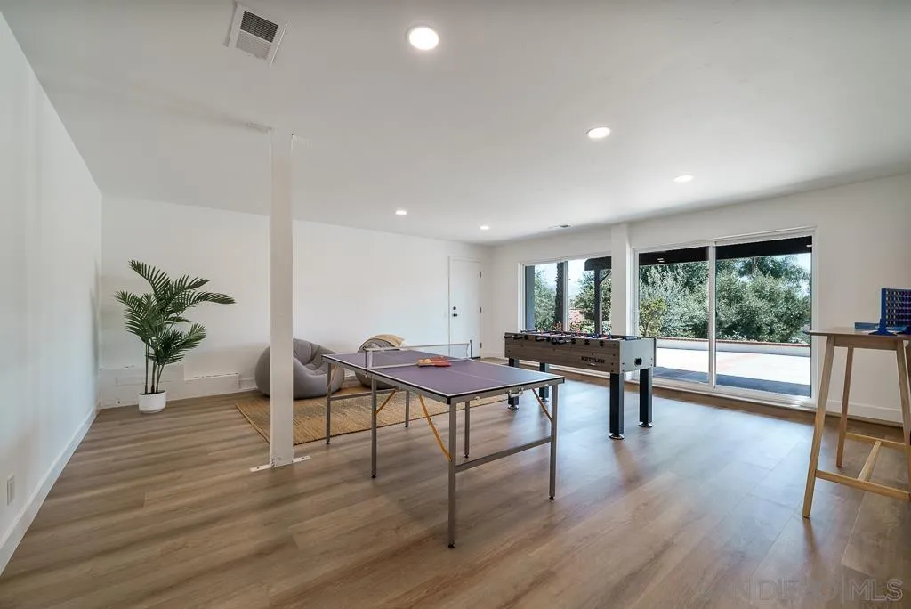 https://cdn.realtyfeed.com/cdn/127/250027673/1a4b9e01eb2d535cd647f46bfcbeb94d.webp