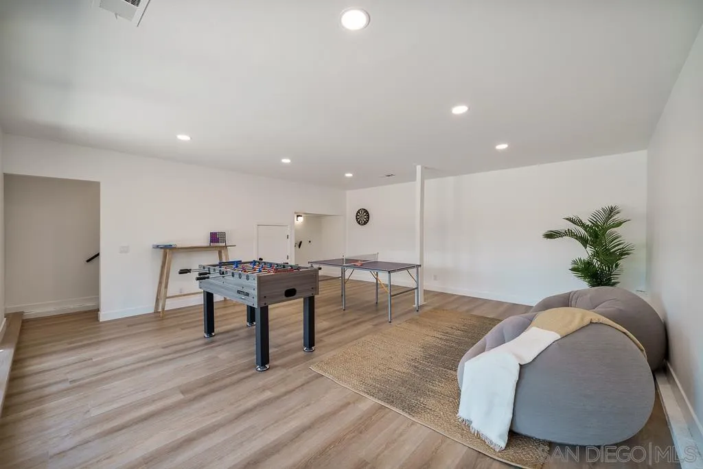 https://cdn.realtyfeed.com/cdn/127/250027673/5c5bbd220dc8a43595efec2750b00a76.webp