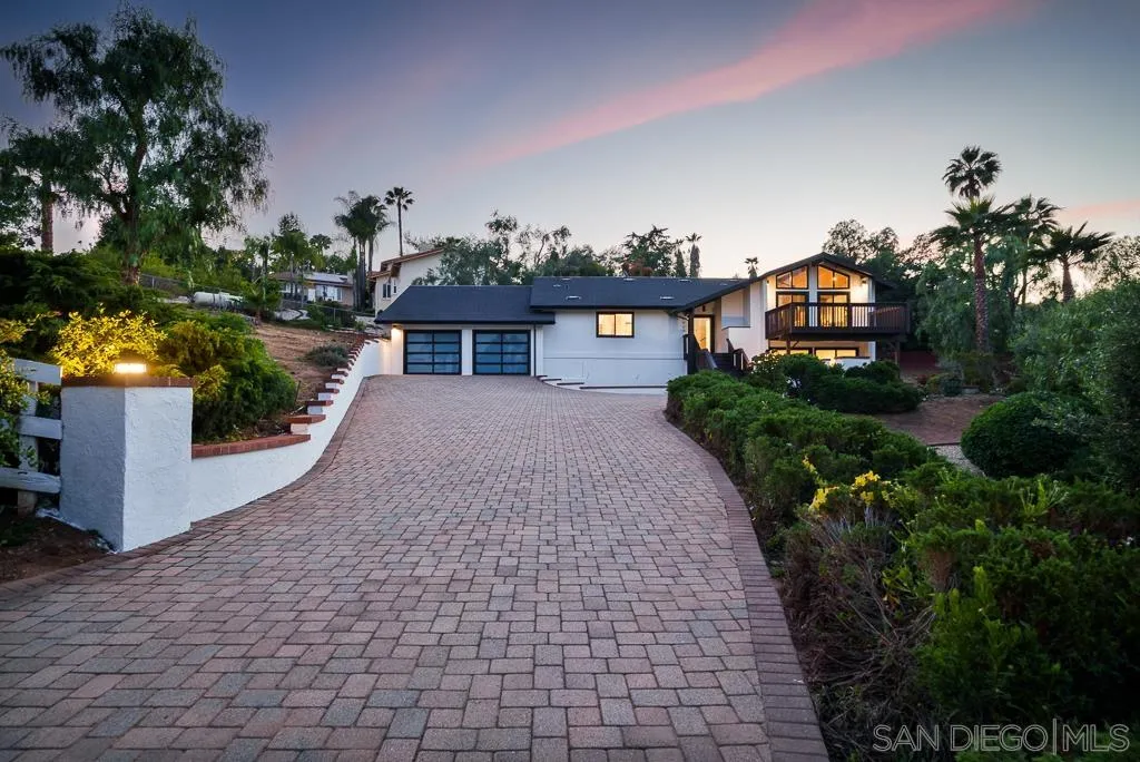 https://cdn.realtyfeed.com/cdn/127/250027673/97390b393799d419308648afac01e2e2.webp