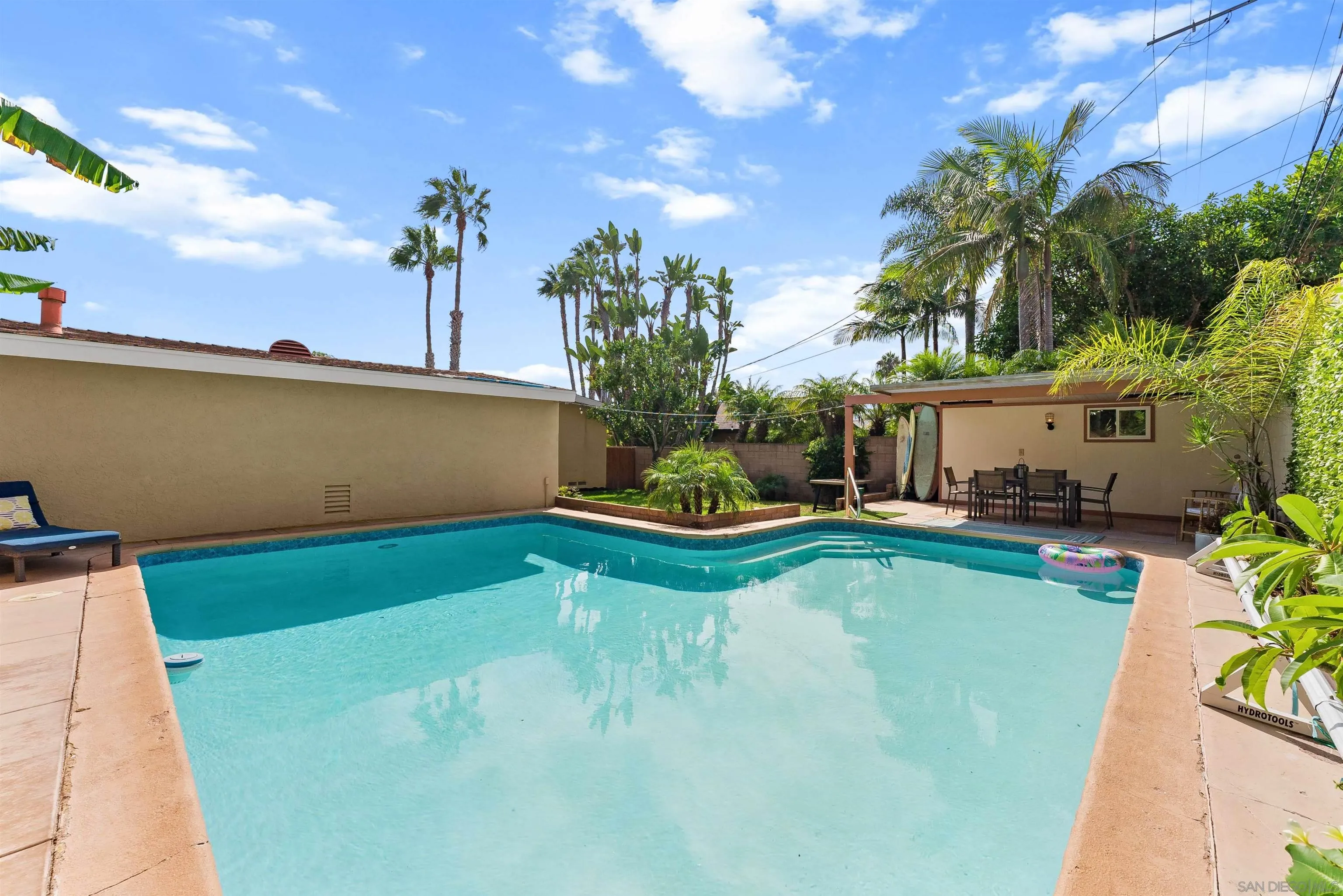 https://cdn.realtyfeed.com/cdn/127/250027704/491350896c56ae395f8d0f57a90a87d6.webp