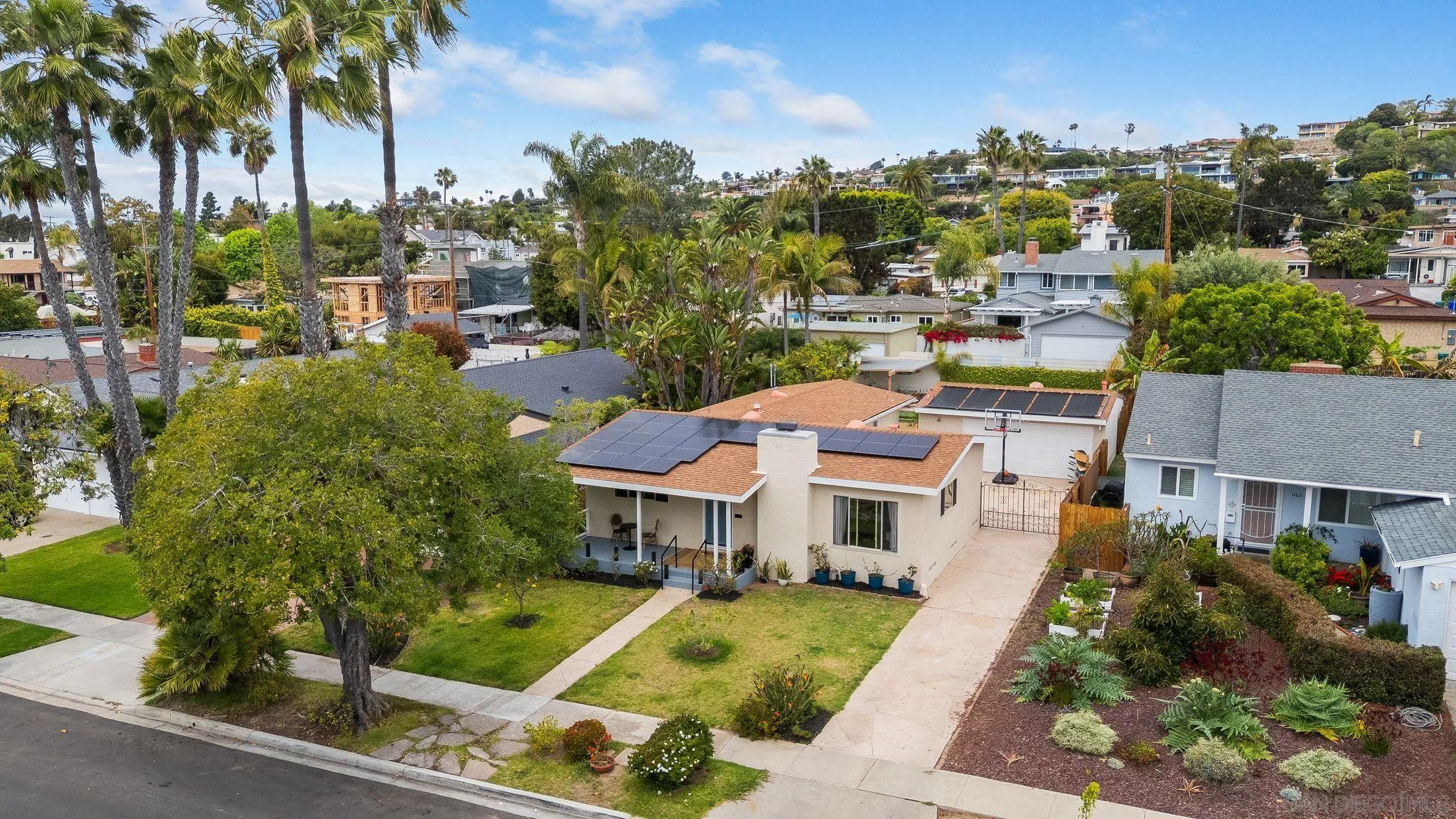 https://cdn.realtyfeed.com/cdn/127/250027704/59eebf968c3efcadbbaeb0cb364cc60b.webp