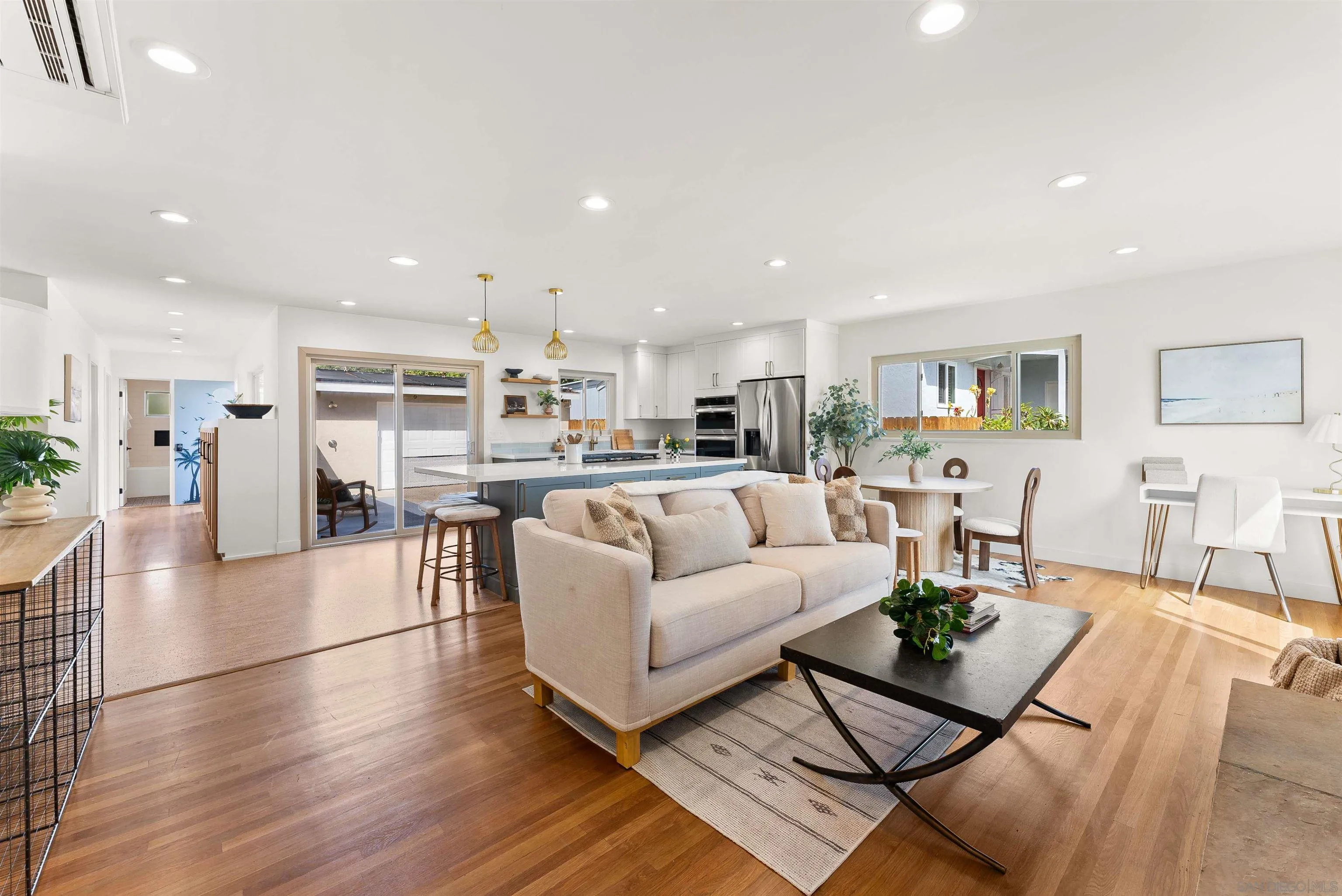 https://cdn.realtyfeed.com/cdn/127/250027704/c7744a8dfdadb29ee1fe741beb7b0164.webp