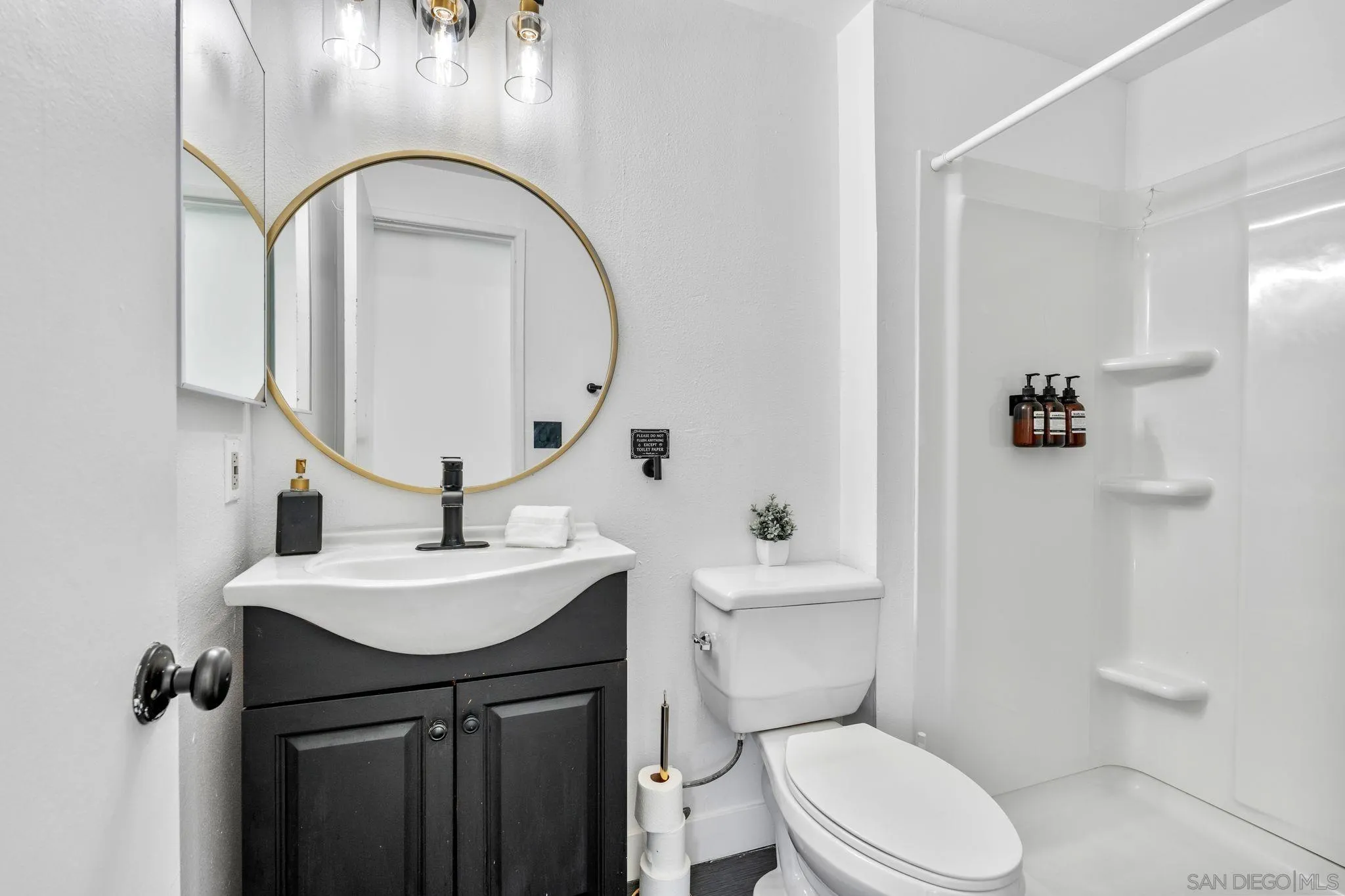 https://cdn.realtyfeed.com/cdn/127/250027714/7d94798e781e45062a1997a45f72e609.webp