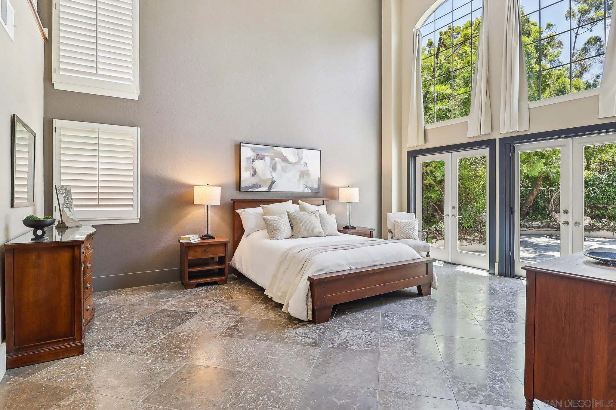 https://cdn.realtyfeed.com/cdn/127/250027718/23ecf655e8056b0641a7a110be2d9854.webp