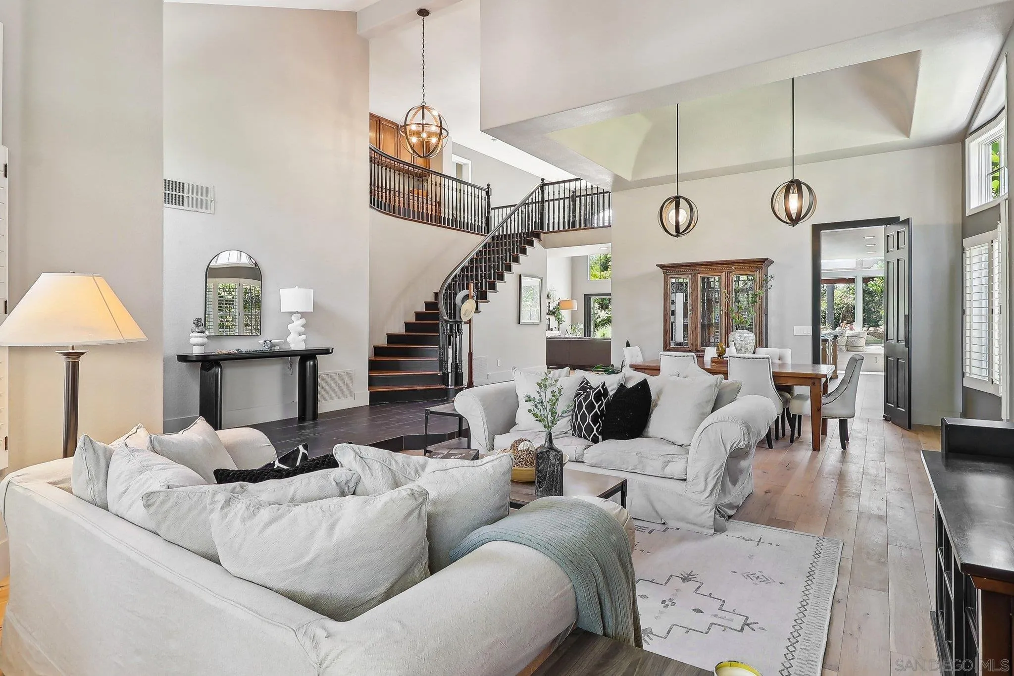https://cdn.realtyfeed.com/cdn/127/250027718/95aae05cd56d88316da3a879ddc2b495.webp