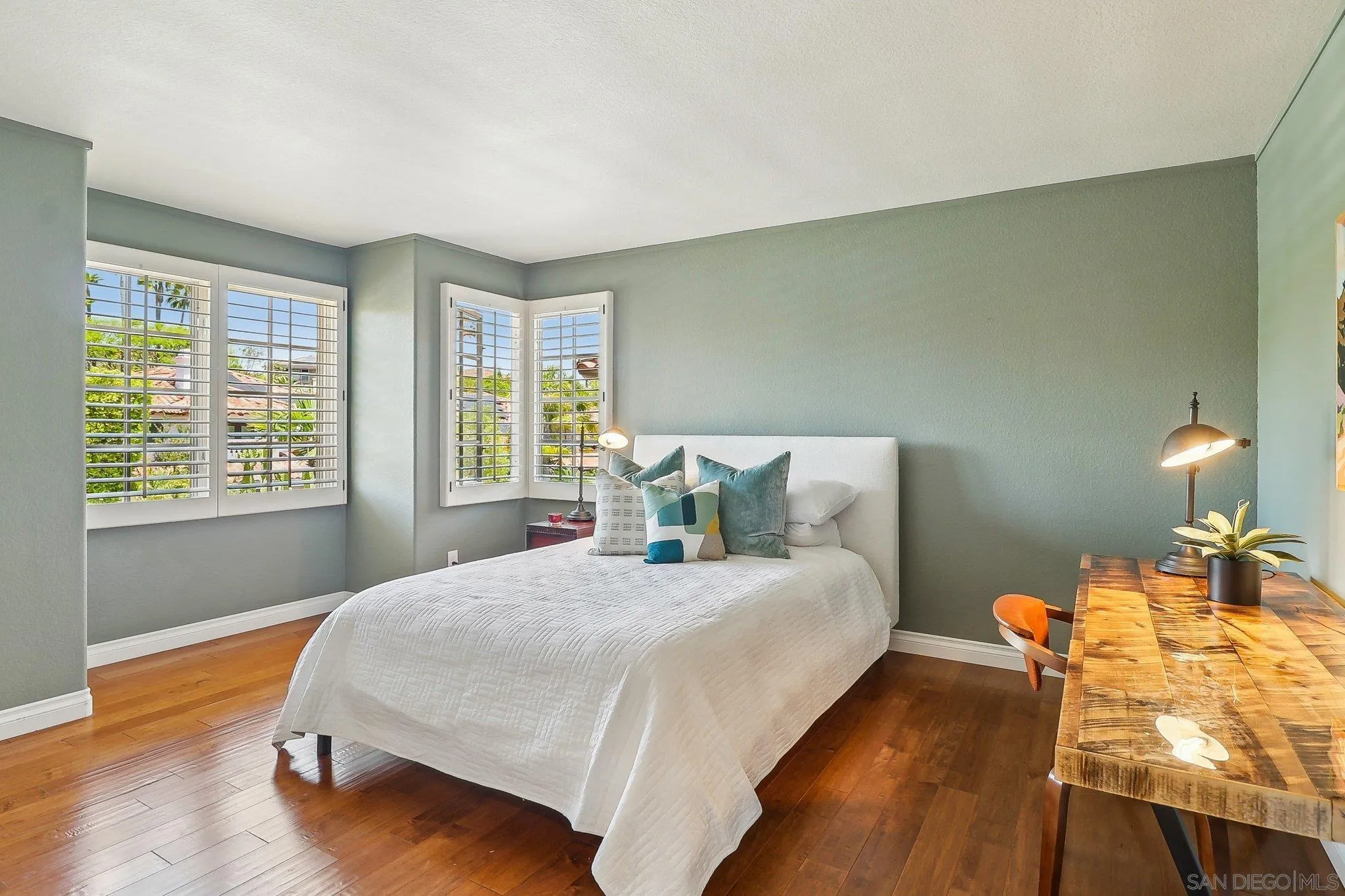 https://cdn.realtyfeed.com/cdn/127/250027718/95f920d4129d8f4e9a783ca1c6744555.webp