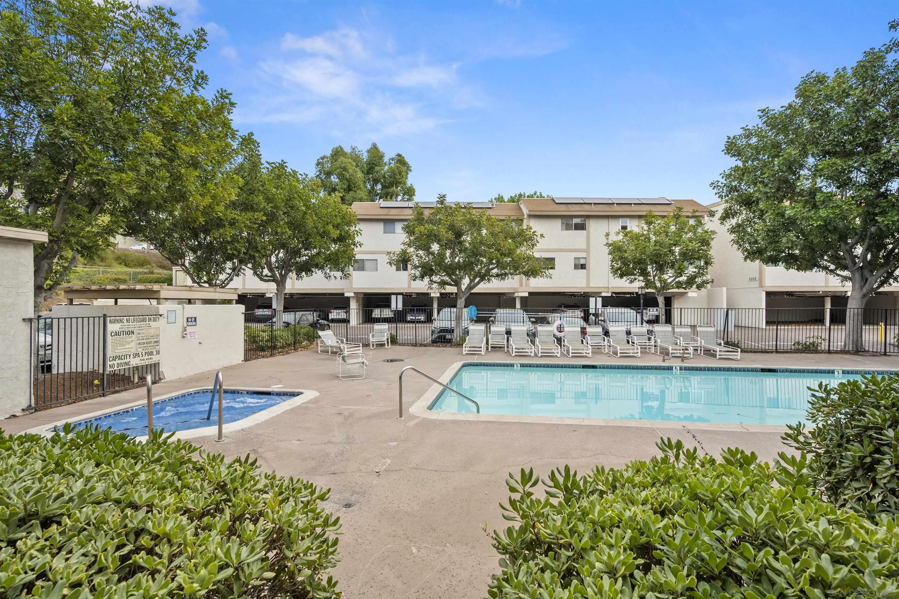 https://cdn.realtyfeed.com/cdn/127/250027722/1d4bd536ce47e738956e1ea153f0d968.webp