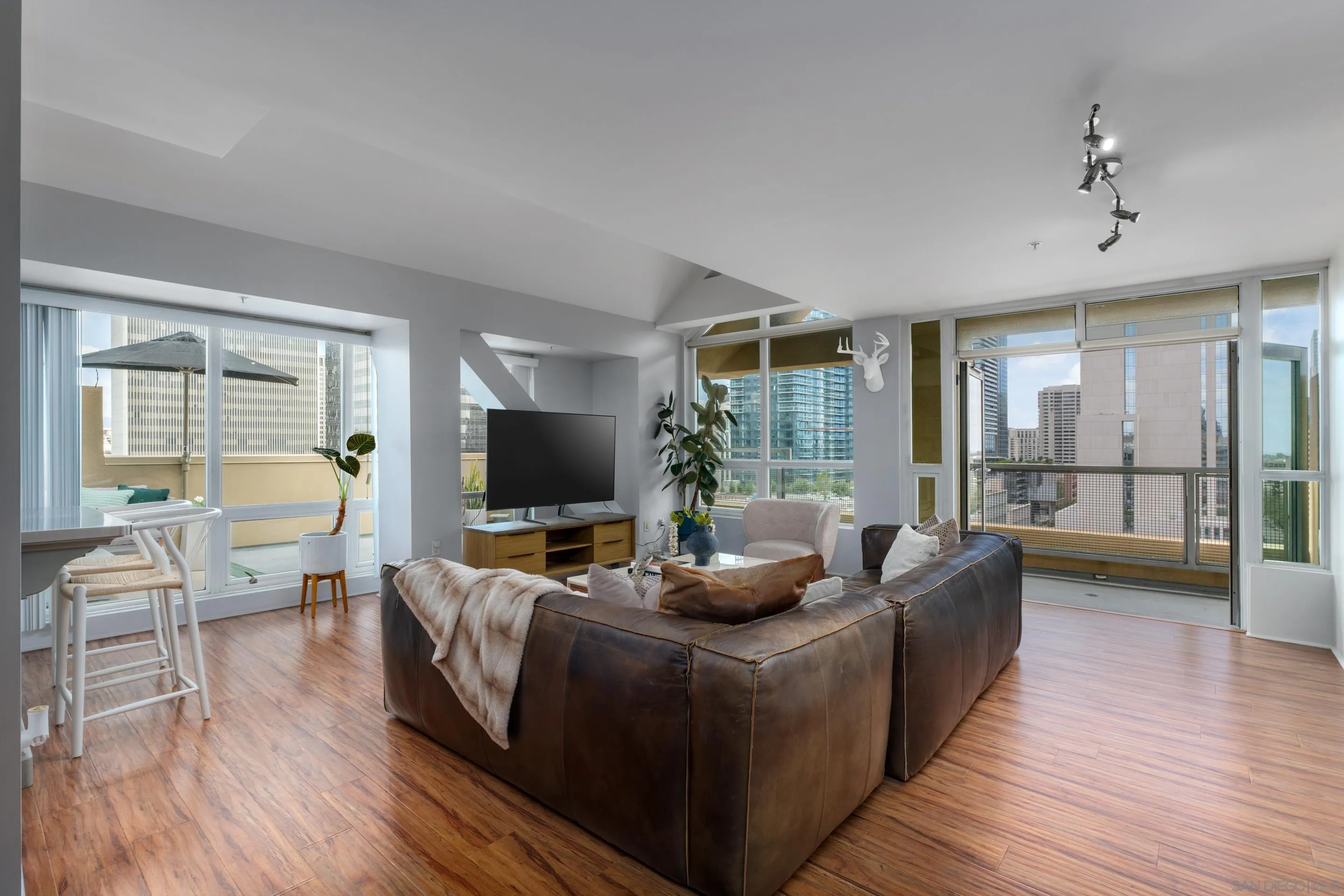 Photo #6: 250027737 Listing 