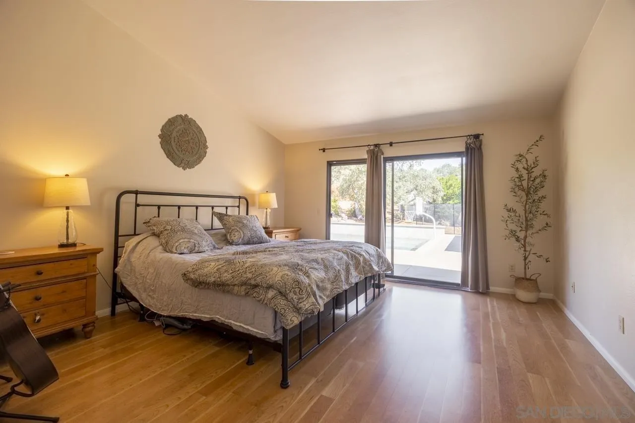 https://cdn.realtyfeed.com/cdn/127/250027742/5b64f603f37149e928f3a487fa28f587.webp