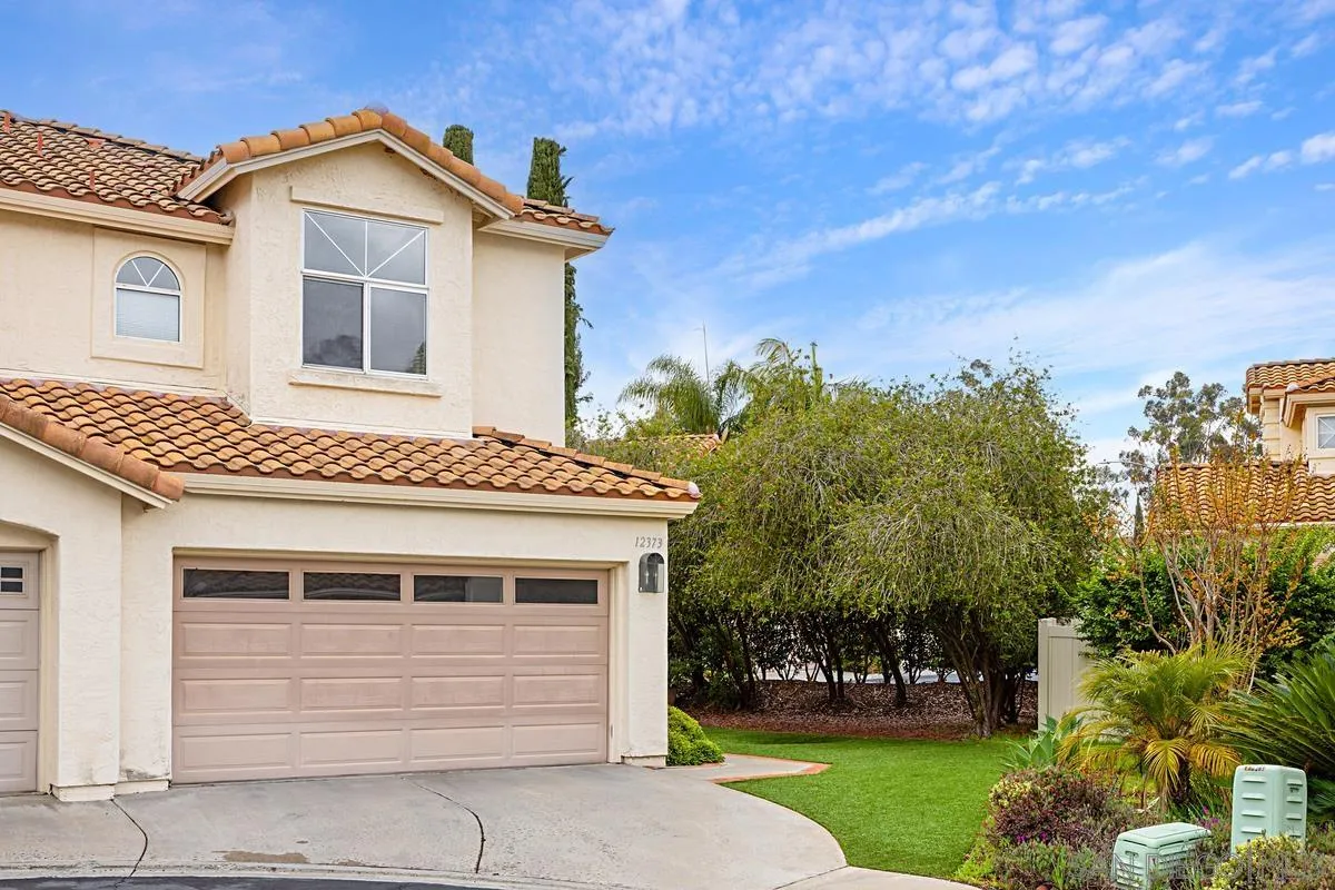 https://cdn.realtyfeed.com/cdn/127/250027777/4484787baf8b3c2b350f0e93701328bd.webp