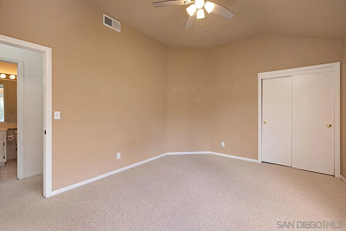 https://cdn.realtyfeed.com/cdn/127/250027777/58874116fe3798c7b08b83616f2db5a1.webp