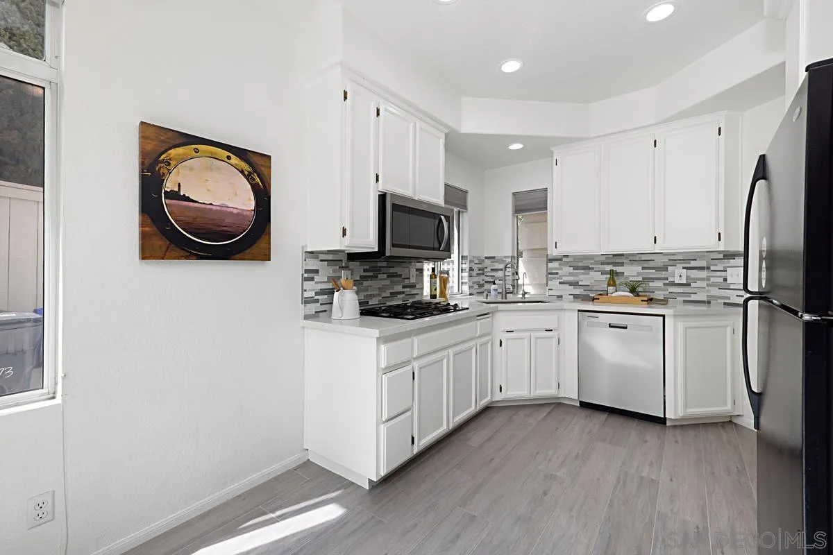 https://cdn.realtyfeed.com/cdn/127/250027777/ae866c53a1daa95480f4c0b4f2765e59.webp