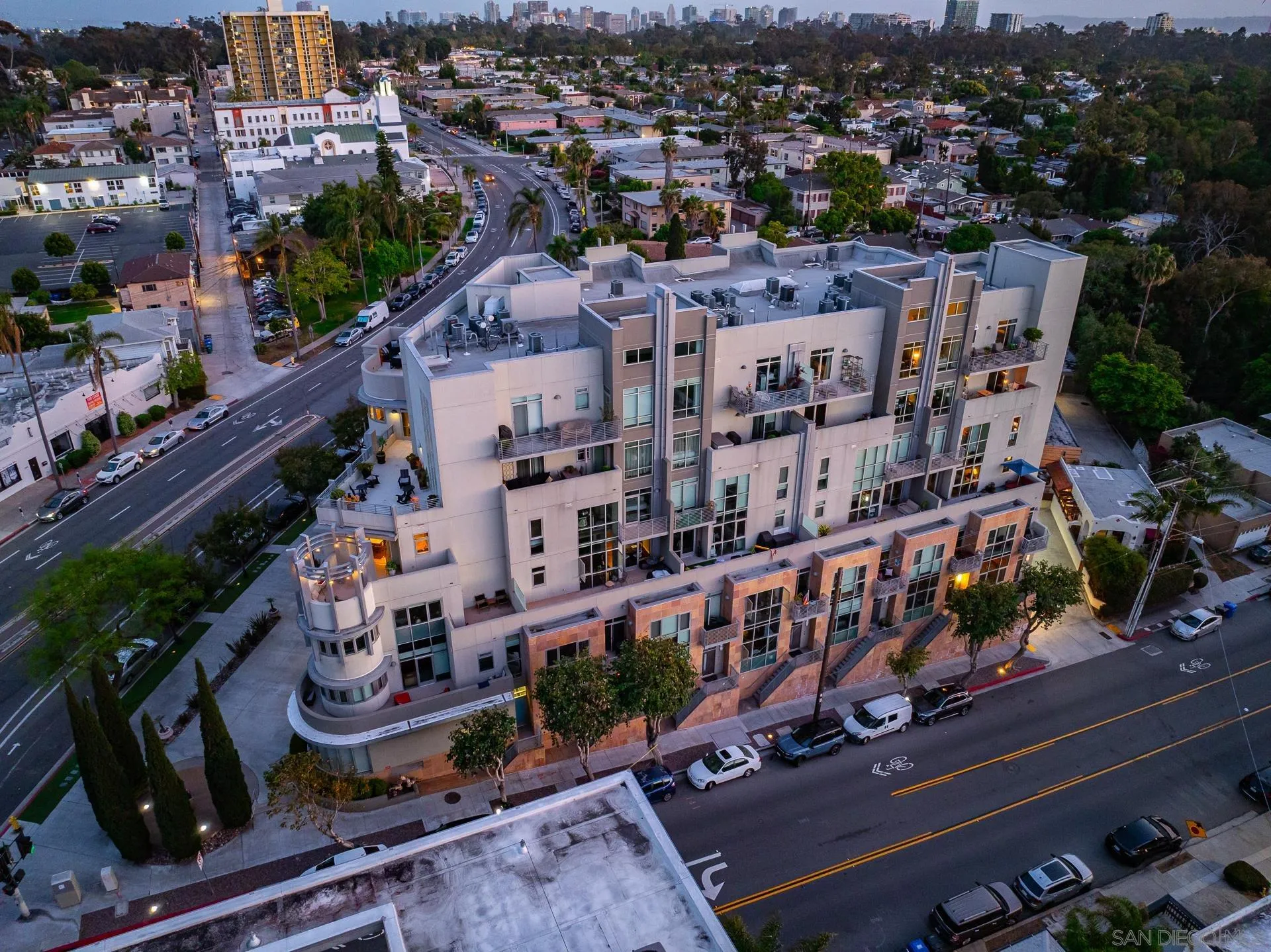https://cdn.realtyfeed.com/cdn/127/250027795/d5b00137bcc8bbf1b09859f9beb1e42e.webp