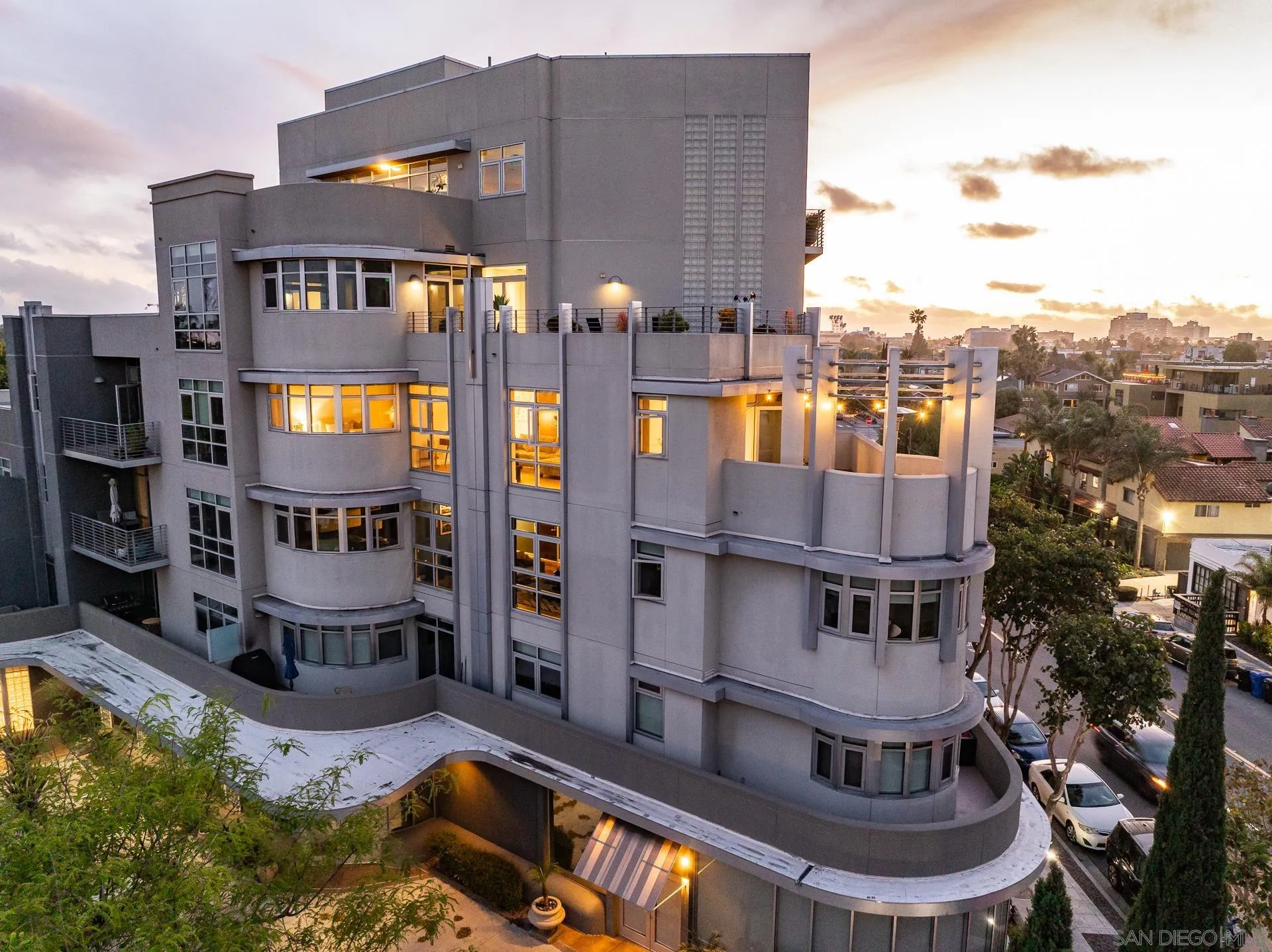 https://cdn.realtyfeed.com/cdn/127/250027795/dc777a24fbe2b2878019e2e55b129bba.webp