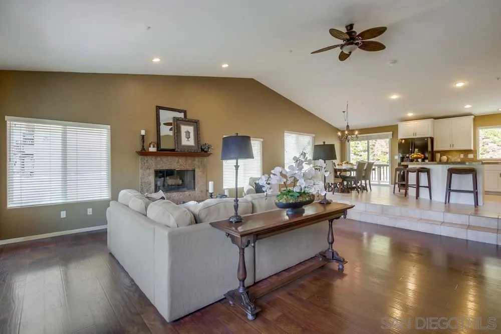 https://cdn.realtyfeed.com/cdn/127/250027805/321a97334ff0c0228b94fe2c7218a015.webp