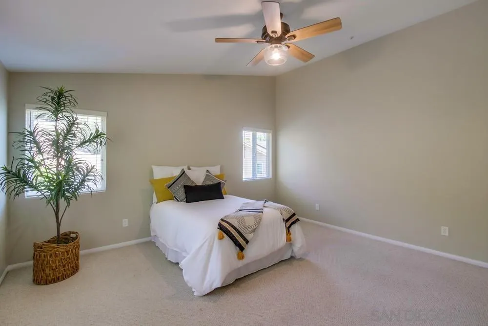https://cdn.realtyfeed.com/cdn/127/250027805/56ffb4b597b5b4ab5c28edc3a93bc5c5.webp