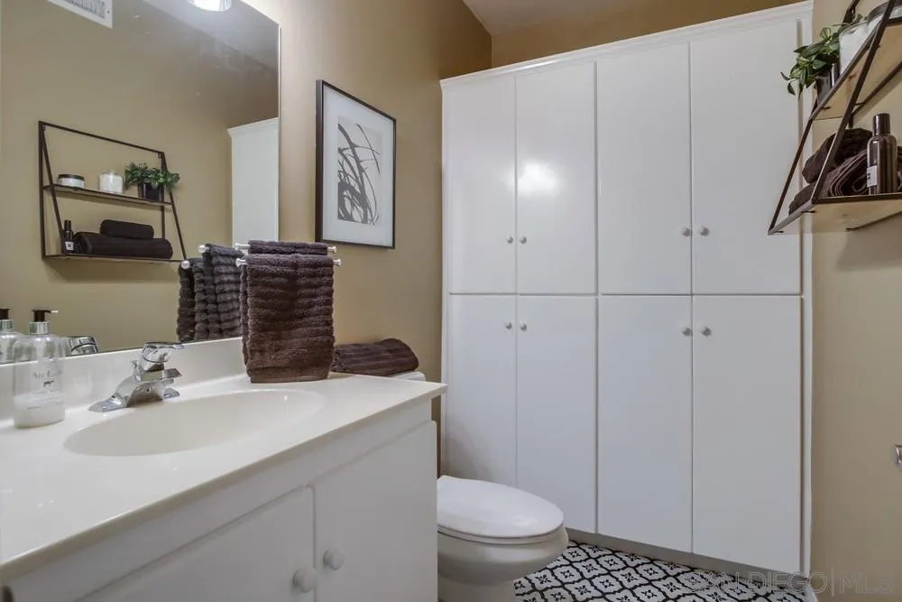 https://cdn.realtyfeed.com/cdn/127/250027805/98e13cf927b65657823df11ab541b3b6.webp