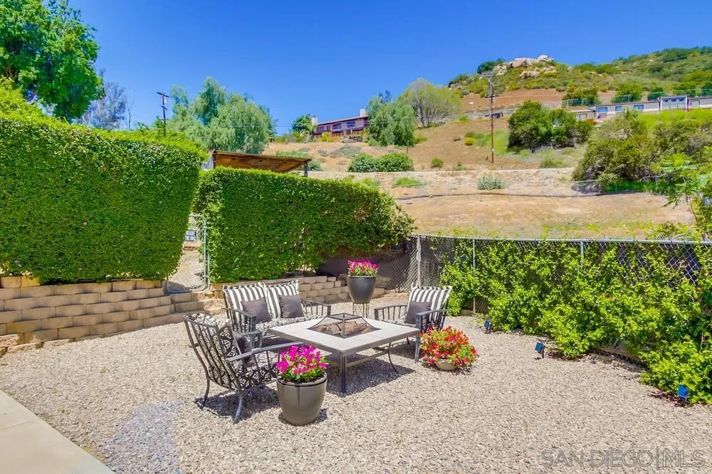 https://cdn.realtyfeed.com/cdn/127/250027805/9eb5f4807c89c4113e49292b6a1d1291.webp
