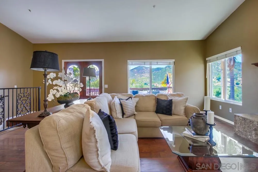 https://cdn.realtyfeed.com/cdn/127/250027805/afe0a473bf4613dd513094fac26a44c8.webp